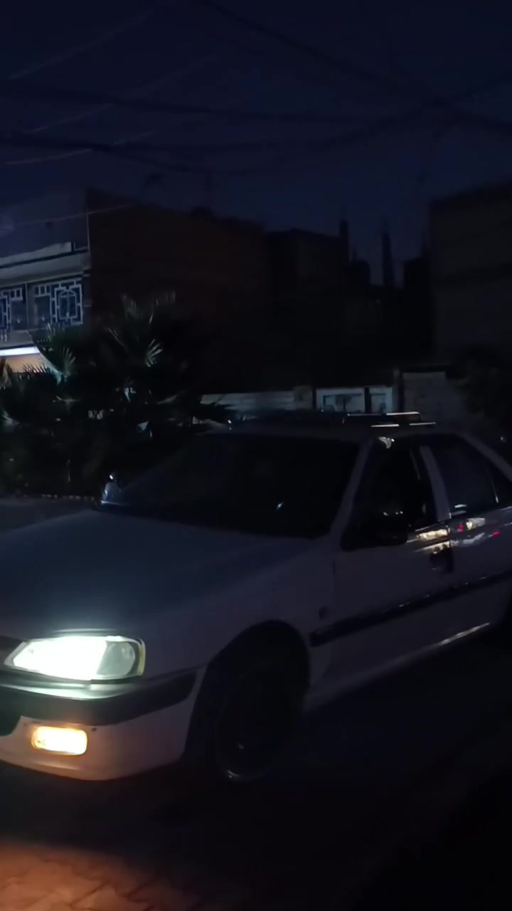 السلام عليكم بيجو بارص موديل 2015 السياره نصبتها حلوه بيها ضربه بجمالغ الايمن الخلفي فقط حداديه تبريد كير خير من الله السعر 36قفل
نجف حي ميسان
للاستفسار +964 781 004 4024
