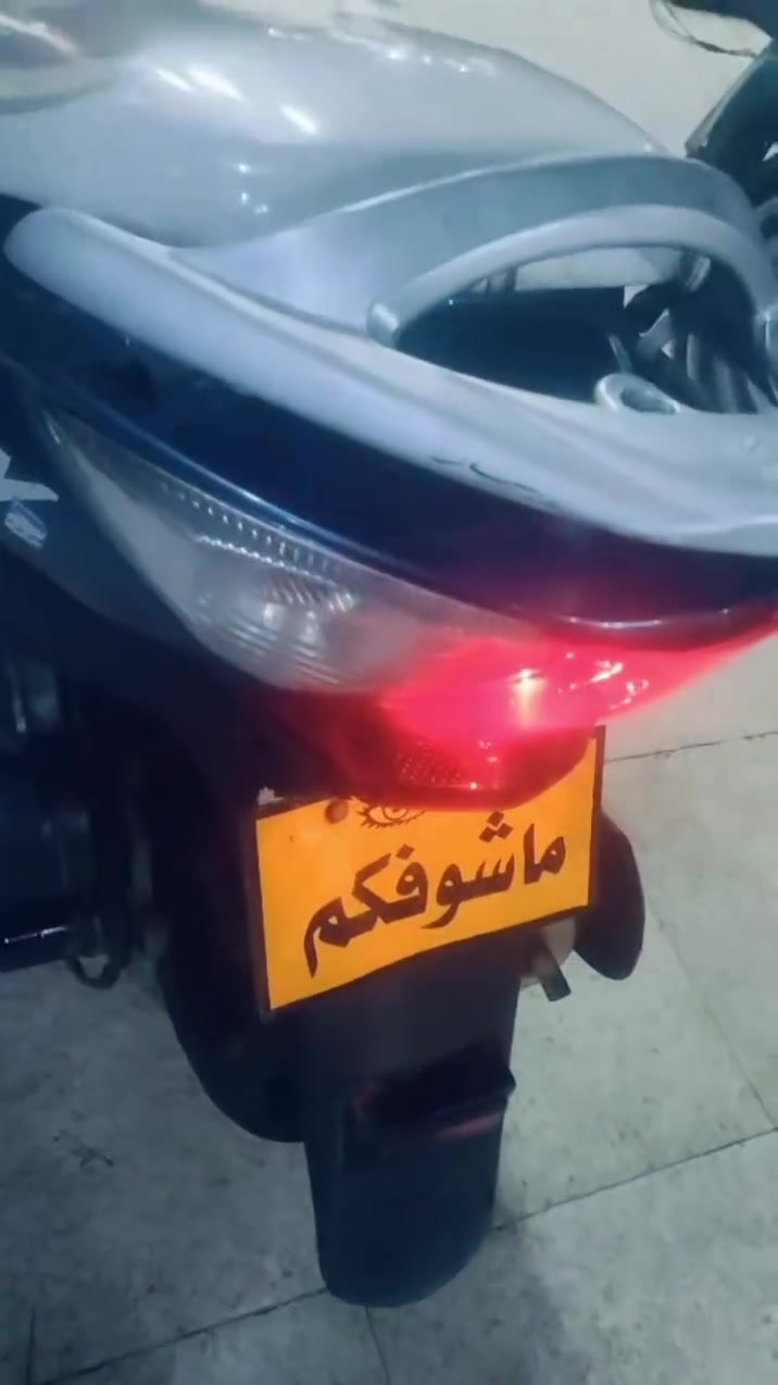 سلام عليكم لبيع دراجه كامكو مكينه ما مفتوحه دراجه جاهزه لايت عالي ناصي هورن تشتغل سلف دراجه نضيفه مكاني ناصريه مركز***********
