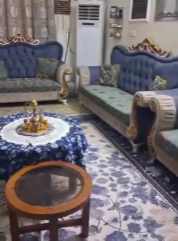 تخم كامل • ٢كبار ٢وسط • ٤ كرسي