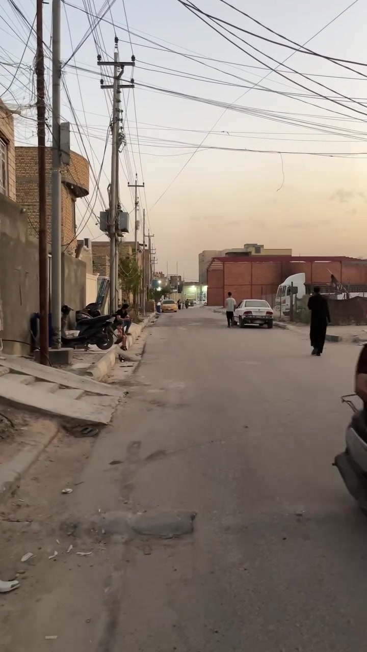 السلام عليكم 
بيت للبيع طابو صرف قرار ٢٥ مطلوب ٧٠مليون لدوله مساحته ٢٠٠م بناء طابوك السكف عكاده تسيديده لشهري ٣٠٠الف التسديد السنوي ٣ملاين يرهم بيع ويرهم مراوس الاتصال على الرقم ***********  ياالله ياالله
