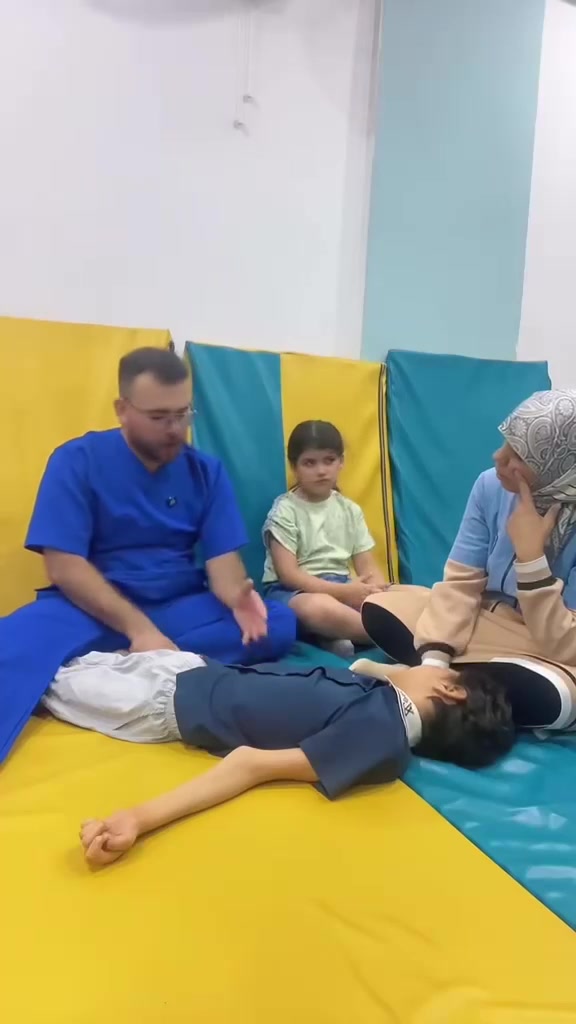❓ شلون نعرف الوقت الصح لعملية تطويل الأوتار أو عملية الخلع عند الطفل؟

📍 مركز خطوة أمل للعلاج الطبيعي المكثف للأطفال والكبار
بغداد – نفق الشرطة – حي حطين – عمارة الرازي

🏠 متوفر جلسات علاج طبيعي منزلية داخل بغداد
📞 ***********

#شلل_دماغي #علاج_طبيعي #تطويل_الأوتار #خلع_الورك #تأهيل_الأطفال
