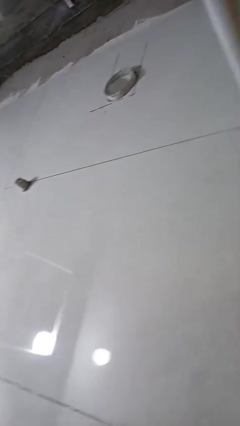 كادر سيراميك وبورسلين ومرمر وكاشي درجه اولى رقم الموبايل وعلى الواتس ***********
