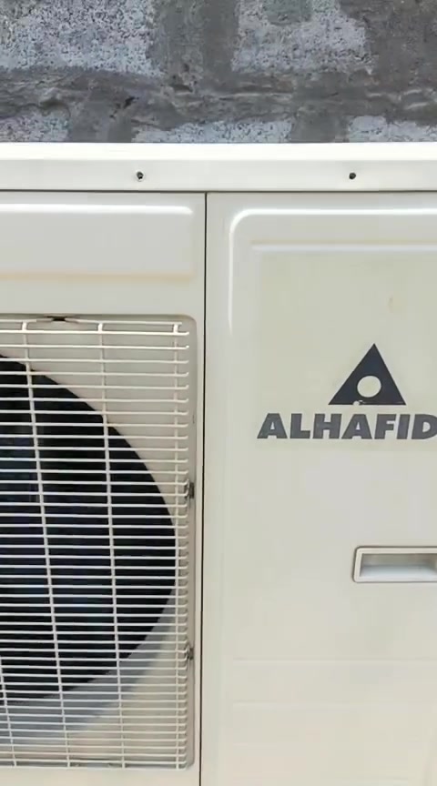 سلام عليكم سبلت حافض 3طن عل فحص شقال بروده ثلج سعر 550  ول ميديا شقال عل فحص بروده ثلج 3طن سعر 650 مكان براهيم بن علي لستفسار علا رقم ***********
