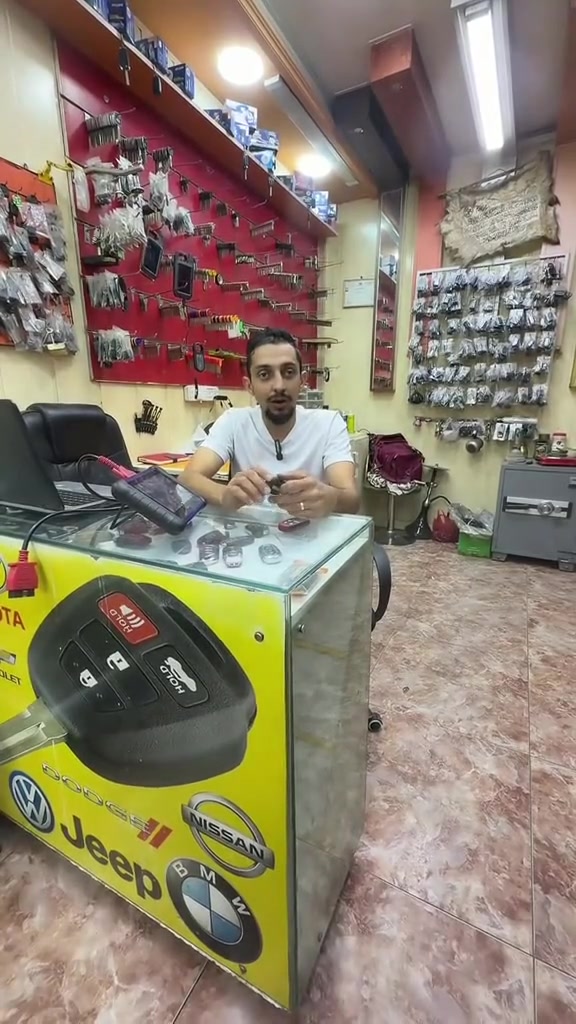 محل  ميلاد لسنا الوحيدون لكنا  الافضل في عالم مفاتيح وبصمات سيارت🔑 وفحص وتصليح سيارت بل كومپيوتر 💻وبرمجه وتصليح ايرباكات وتحويل من مفتاح الى شخاطه🔑 وتحويل من مفتاح الى بصمه  وتحويل من بصمه الى شاشه جيدتل وربط جي بي اس  واضافه تشغيل عن بعد كافه انواع سيارت وفتح وتصليح  قاصات  ع كركوك شارع محافظه مقابل فندق ديوان ه‍ ‍محمد*********** ميلاد ***********
