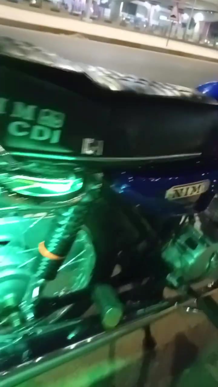السلام عليكم شباب نامه ثلاث احرف موديل 26 دراجه نضيفه محرك ناعم بعدها صفر دراجه انطيك هيا مال شغل الدراجه ما صار اله شهر نزلتها سعرها 850وسماعات وبلاجكتور  ودرع هديه ما افتحهن كركوك ***********
