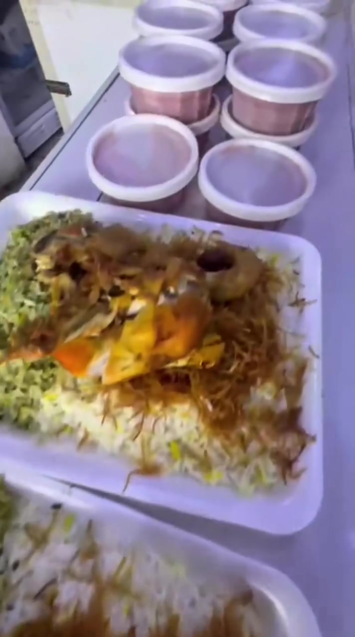 🍛 مطعم ناجح الدهيماوي 🍛
📋 قائمة الأطباق الرئيسية
تمن وقيمة 
تمن ومرق
 دجاج شوي
 دجاج مقلي
 تمن نوعان تمن باكله وتمن ابيض 
مرق ثلاث انواع تبسي وفاصوالية وطرشالة 

توجد صاله داخل المطعم
📍 العنوان وسرعة الطلب
 العنوان: أسفل عمارة أبو حامد الشافعي 📍
 رقم الحجز والتوصيل: ⁠***********⁠ 📞
