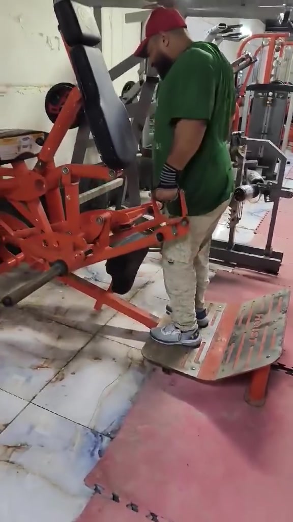 سحب همر اكتاف للبيع ٣٥٠ الف
***********
