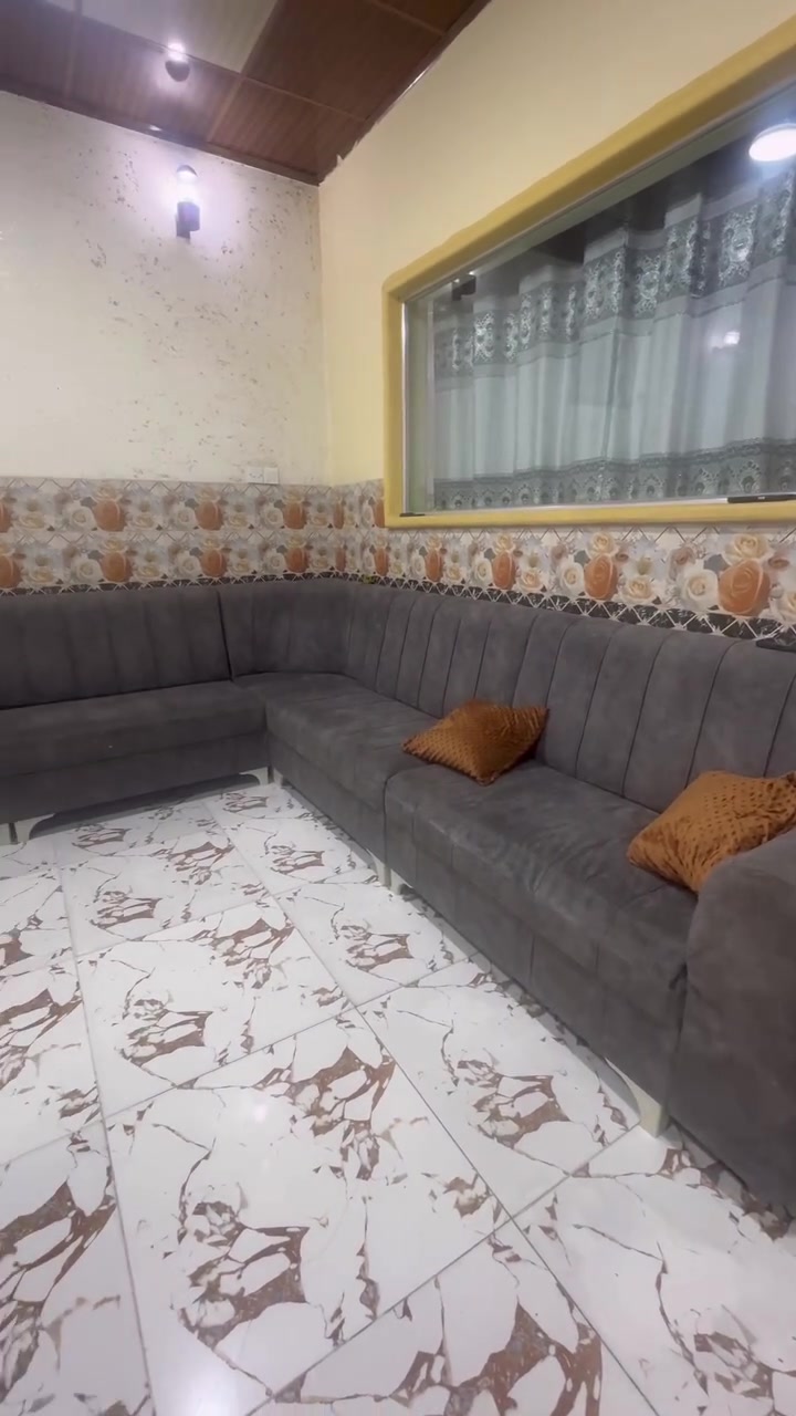 السلام عليكم
طخم قنفات للبيع السعر ١٥٠  الاتصال على هذا 
الرقم ‭***********‬
