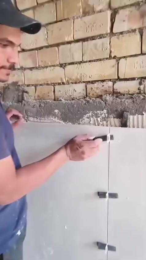خلفه سراميك مرمر بورسلين لوح بآيات كل مايخص لسراميك شغل درجه اولى ليزر قراصات رجاج متفرغ حاليا مستعدون لترميم لبيوت  تواصل خاص او على رقم  *********** بي وتساب
