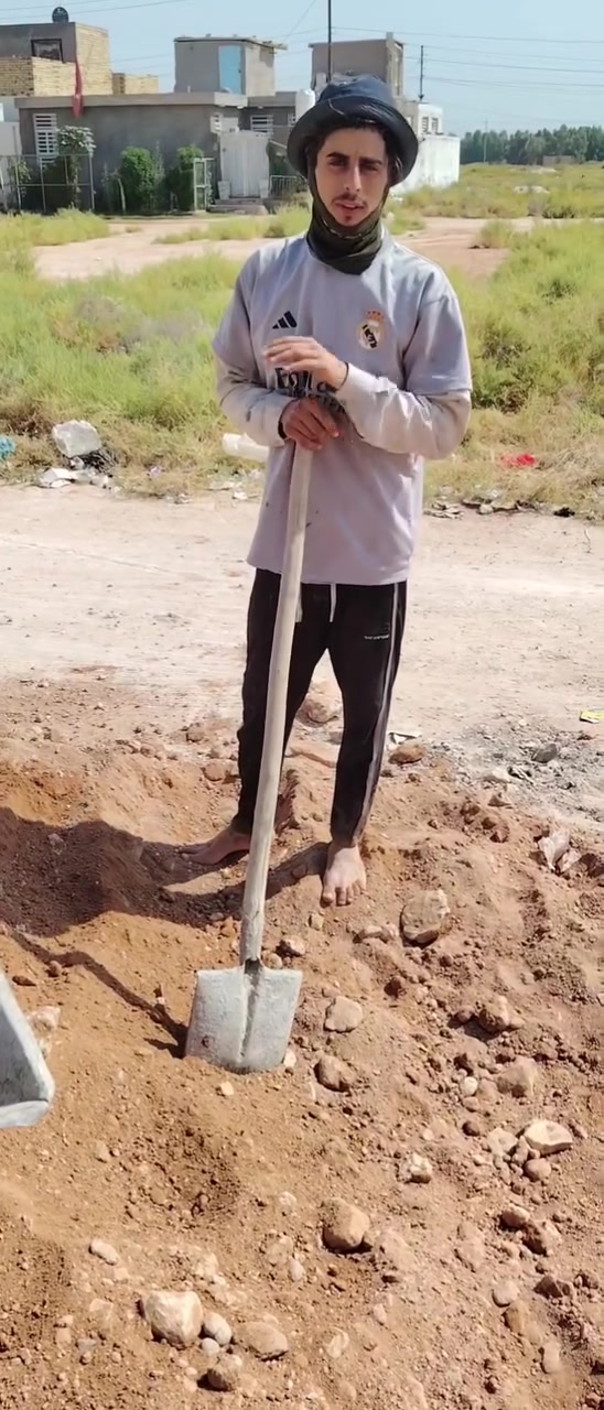هذا شغلنا وانته معليك بس اتصل كلشي تريده نشتغله.. *********** بيه وات ساب
