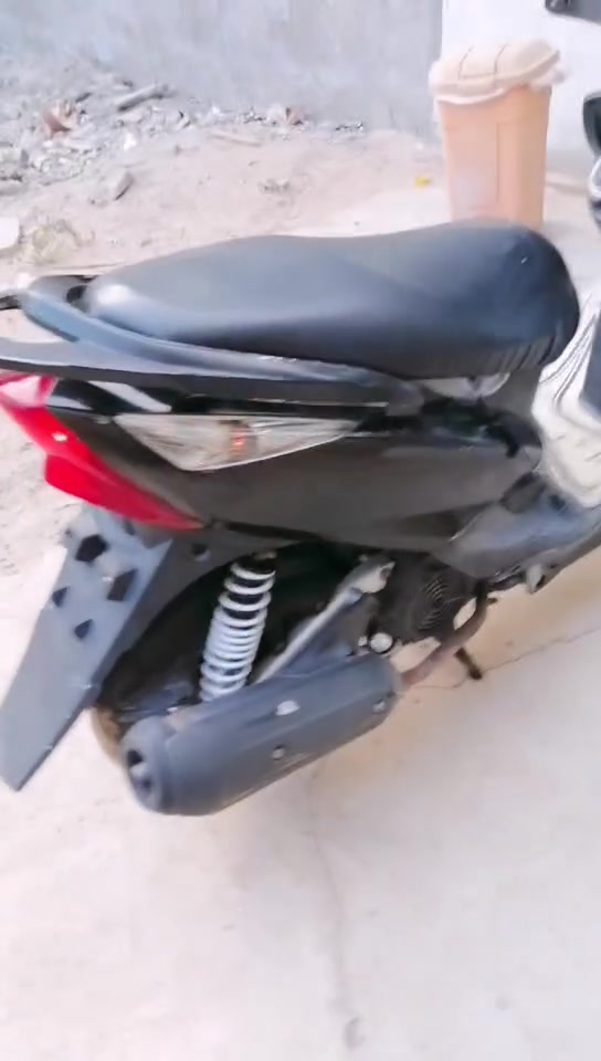 دراجه للبيع 700 ***********
