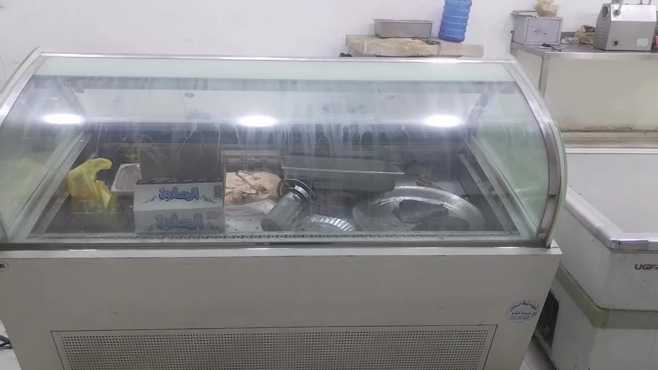للبيع عارضه تجميد وتبريد من شركه الزان شغالات عل فحص مترتين الأستفسار ***********
