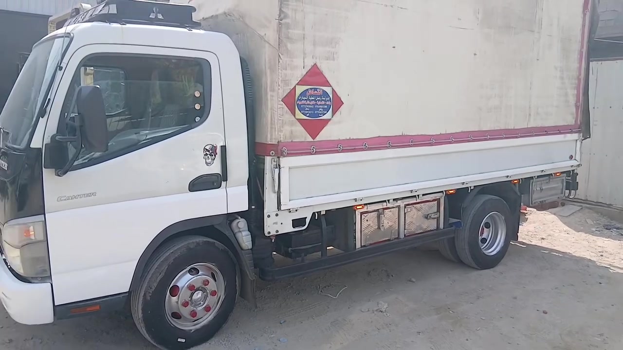 السلام عليكم كنتر ٢٠١٤ ديالى للبيع مكان بغداد زعفرانية
السعر ٢٠٠ وبيها مجال ***********
