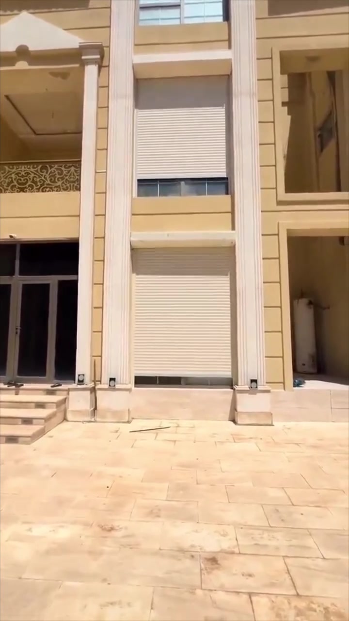 ابجورات كهربائية • ٢ قطع • المنصور
