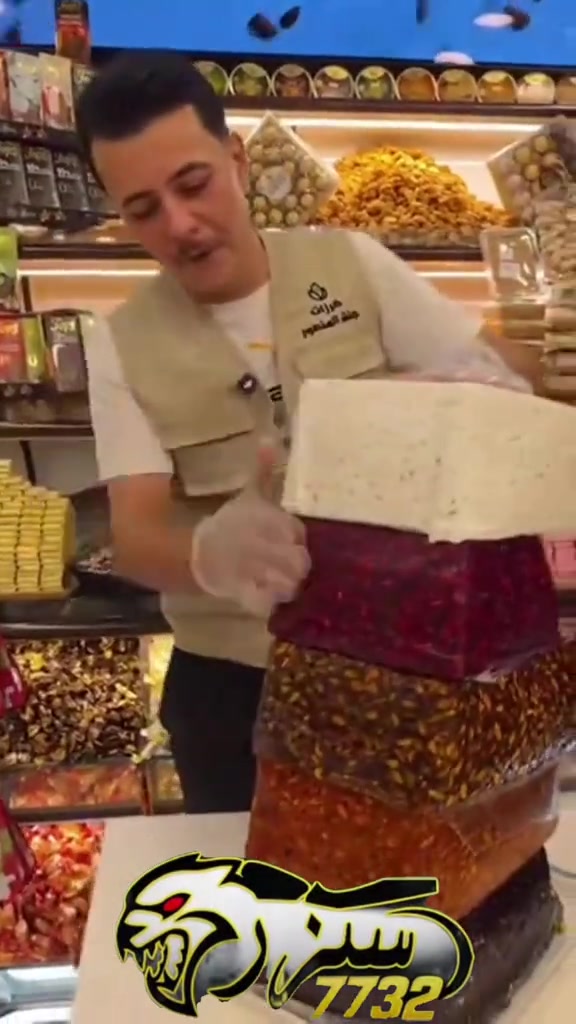 بلكرافين بلبرو بسوبر بسيزر 😂😂 كملوها من يمكمللحجز والاستفسار، تواصلوا معنا عبر الأرقام التاليه • 📞 الرقم المختصر مبيعات الدراجات: 7732 • 🏍️ مبيعات الدراجات: *********** • 🏍️ مبيعات الدراجات: *********** • 🛠️ مبيعات الأدوات والكماليات: *********** 📍 فروعنا بانتظار زيارتكم: • 📍 الفرع الأول (ديالى): ديالى- تقاطع القدس - (شركة سيزر). • 📍 الفرع الثاني (بغداد): البلديات - مقابل جامع وحسينية سيد صلاح المكصوصي - 
