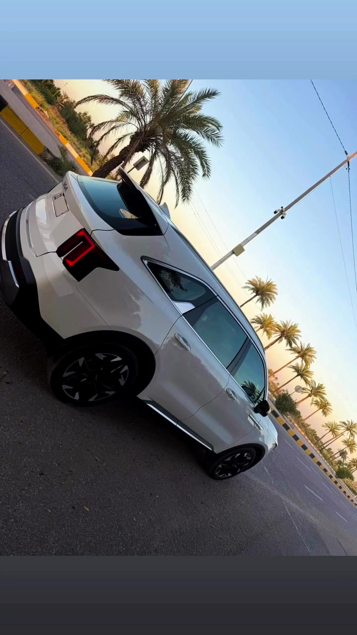 كيا سورنتو 2024 🔥 
ويل 20  🔥 
داتا شوووو 🔥
ماشية 45000 KM بعدها وضع زيروو شرط مكفولة من التكحيل و الشخط والرصعه والبارد 🔥
لوحات وسنوية وهزه جديده و كامل 
 6 سلندر 3500 المحرك 
كير ماوس هاند بريك دكمة 
تشغيل عن بعد والترحيب 
شاشة GPS متصل مع عداد ديجتال 
7راكب مع ٣ قطع تبريد 
لايت led
صندوك كهرباء 
ويل 20 المرغوب
حساسات ٨ + بردات خلفية 
السعر :  28700 $ ( دفترين و 87 ورقة ) 
رقم صاحب السيارة : ***********
‏‭‬العنوان : بغداد- السيدية
