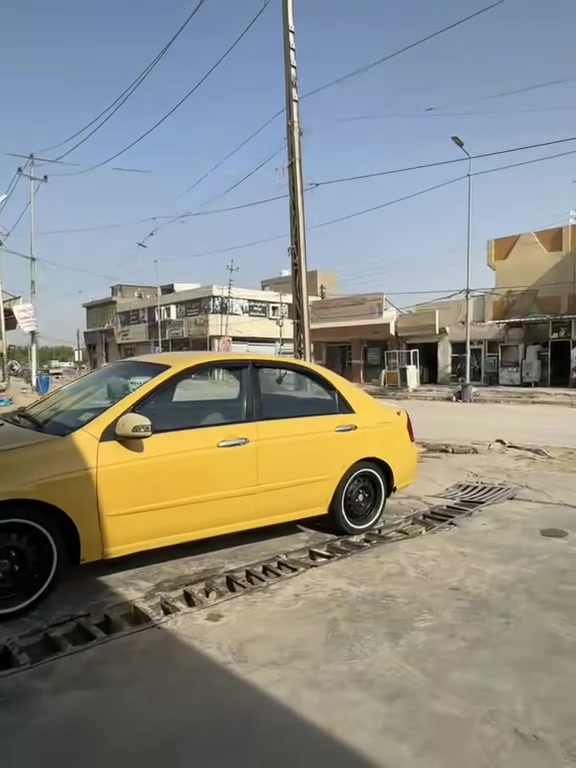 سلام عليكم
للبيع كيا سبكترا موديل 2009 مبدل بيها جاملغ وبنيد فقط مايبها دواخل وسياره خير من الله  سياره بسمي محرك 2000 مكانها بابل حله خلف كراج الموحد 
رايدها 68 وبيها مجال 
***********
