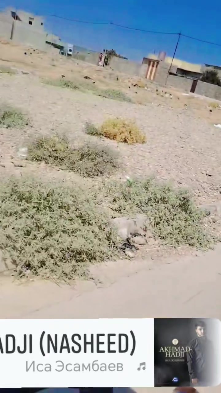 ارض للبيع في العبور سند زراعي
25
 مفروشه كامله بس تبني 100 متر 10×10 خدمات كامله الأرض نهايت المدخل الاول  السعر والتفاصيل اكثر  ***********
