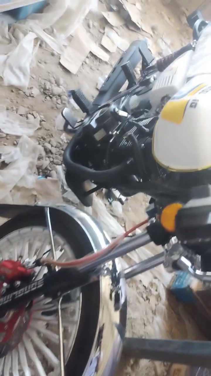 السلام عليكم دراجه للبيع موديل 26 زيرو مفوله بصمه بس سعر 900 مكان ديال المقداديه ***********
