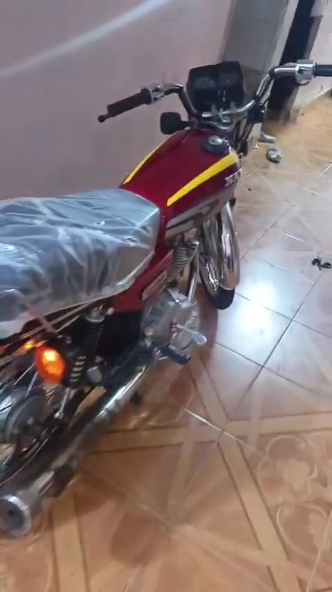 نامه • ٢٠١٧ • مكينه مفتوحه