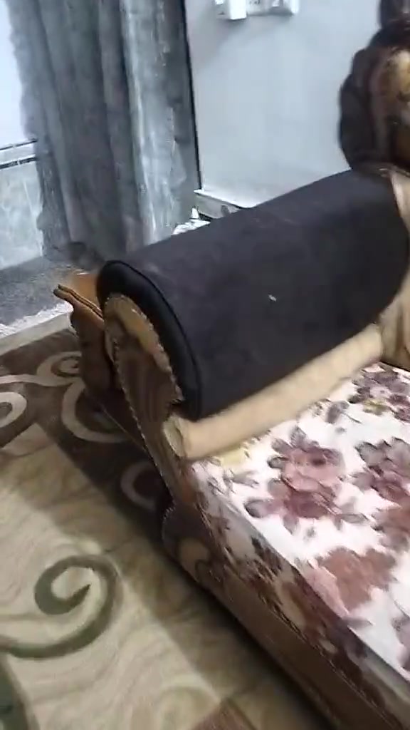 اغراض للبيع
