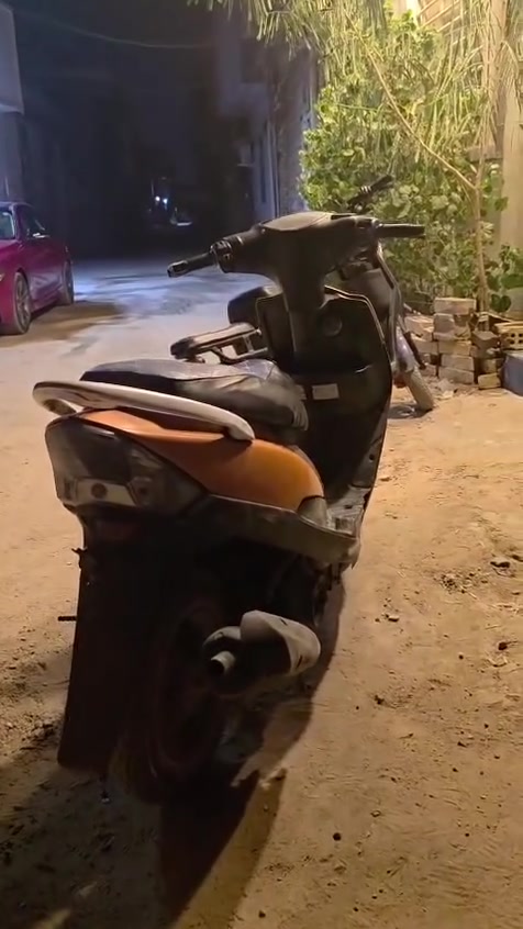 ماكس عدله • جيب باتري • قفل