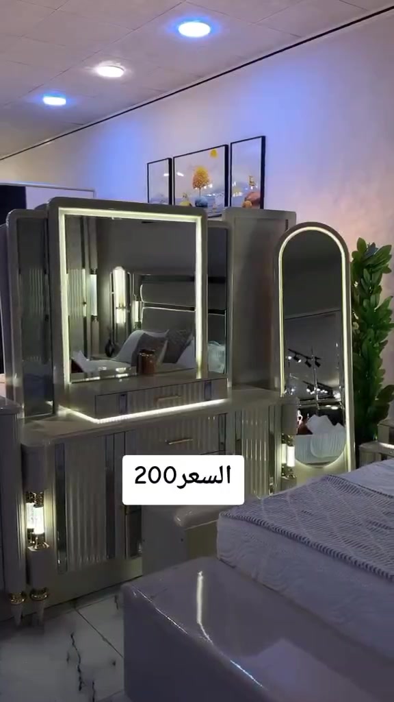 السلام عليكم الحجز مالتهن 
عنوان
ورقم 
واسم كامل
ودفع مقدما ٢٥ ماستر عربون لغرف تنقطع من سعر لطلب
