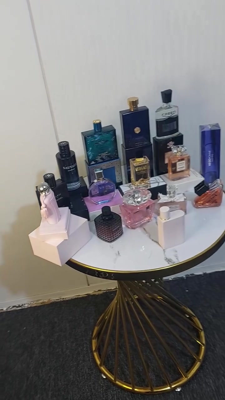 عطور أصلية • مستخدمة • بغداد