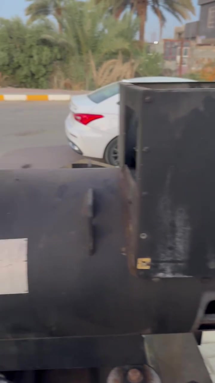 مولدة سكانيا 44 صفر 15 مع راس توليد 450 كيفي مكانها الرمادي السعر 80 ورقة بيها مجال بسيط *********** تلفون ☎️
