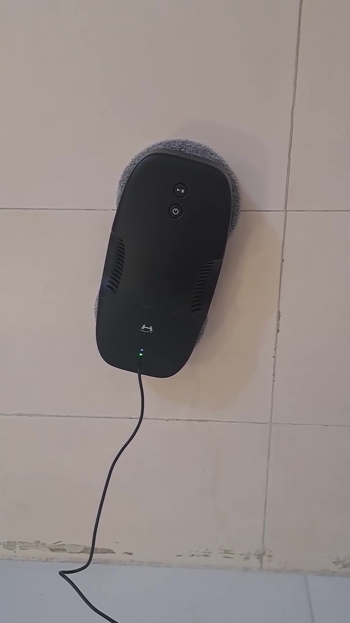 روبوت تنظيف • HUTT DDC55 • ذكاء اصطناعي