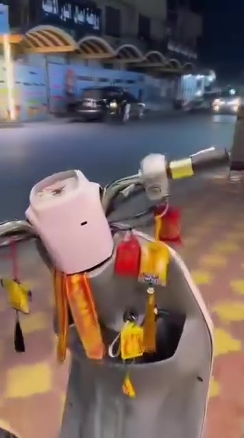 بوليس للبيع كفاله عامه دراجه خير من الله بس الشراي يخابرني***********
