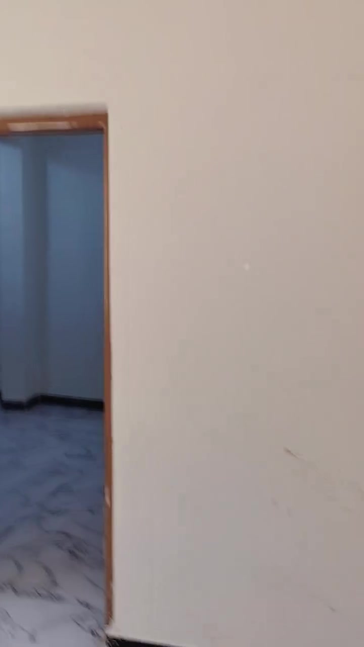 تحيه طيبه لمتابيعنا الكرام 💠
متوفر شقق للايجار نظيفه كلش
السوك الفوكاني شارع مطعم رافد القديم
غرف٢ 
صالة 
مطبخ 
صحيات 
ايجار شهري ٢٢٥
للاستفسار مراجعه مكتب ابو سلام للعقارات سماوه حي الصدر قرب فلكه ساعه مقابيل مطعم دجله 
اتصال *********** 
واتساب ***********
