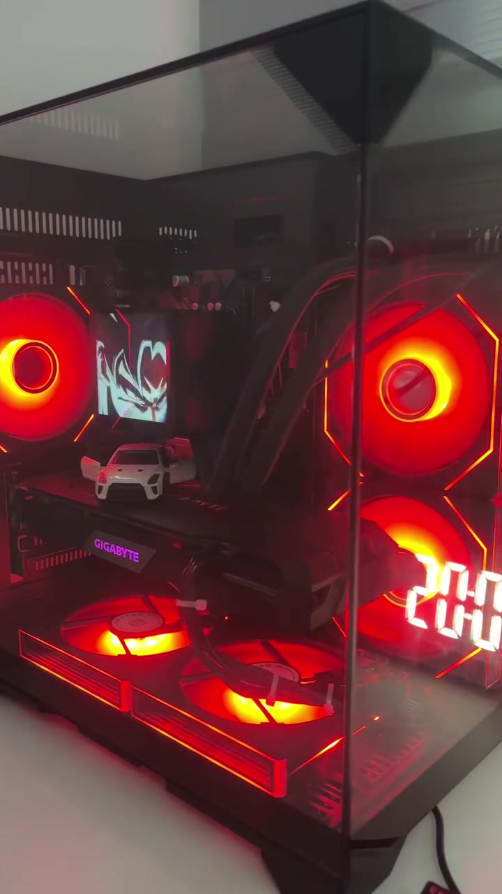 شاشا   msi.  180hz.   حجم 24
--------
i5  11400
RAM. 16  3200 كورسير
m.2. ssd 256
gtx 1660. 3fan + RGB + من كيكا بايت
winows 11
مبرد مائي عل معالج.  شاشا ---------
يوجد وصل شراء ب الصور
كيبورد : ريدراغون.   ماوس :ريدراغون  سبيكرات خارجية. مكاني بغداد زعفرانية.  السعر مناسب خاص لان اكو متخاف الله تكسر. لي الاستفسار  ***********

نص مكتوب في الصور:
- ٩٠
