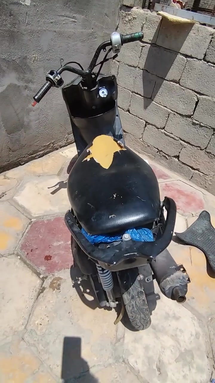 سلام عليكم دراجه ماكس عدله للبيع دراجه راح طيك شناخصه 
كابريته ماله تعبانه ما تشتغل بساع + تاي. لخلفي يرادله تبديل 
وناقصه باتري دراجه كدامكم بل تصوير لشراي يراسني عل وتساب *********** دراجه سعره 350 وبيه مجال
