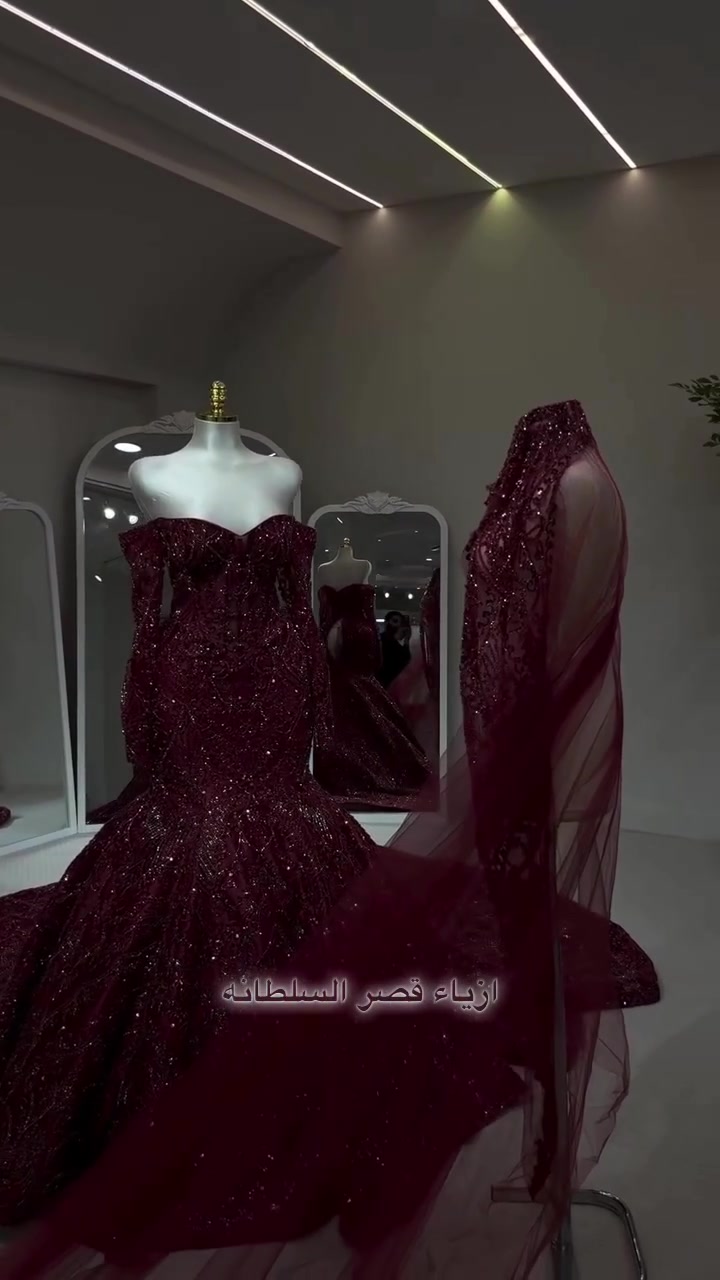 ملابس • ماكو تفاصيل • للبيع