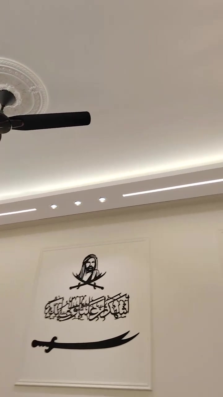كادر ديكورات جبس بورد سقوف ثانوية المتر ب 10 فقط عمل هيكل العمل
البصرة للمساحات فوق 60 متر ومن الله التوفيق
***********
