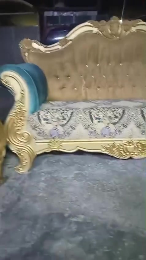 تخم ملكي 10 مقاعد 250 وبي مجال بلعبيدي ***********
