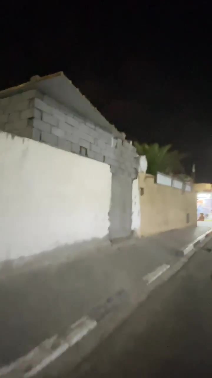 بيت للبيع في الطوبه ونخيله قريب على الملعب السباعي موقعه كلش حلو مساحته 155 بيه 3 غرف  سعره 130 الرقم  ***********
