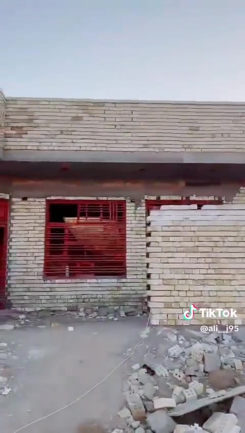 سلام عليكم خلفه بناء متفرق حالين اشتغل طابوق +بلوك وبنسب الأسعار شغل درجه أولى انتصل وتدلل ***********
