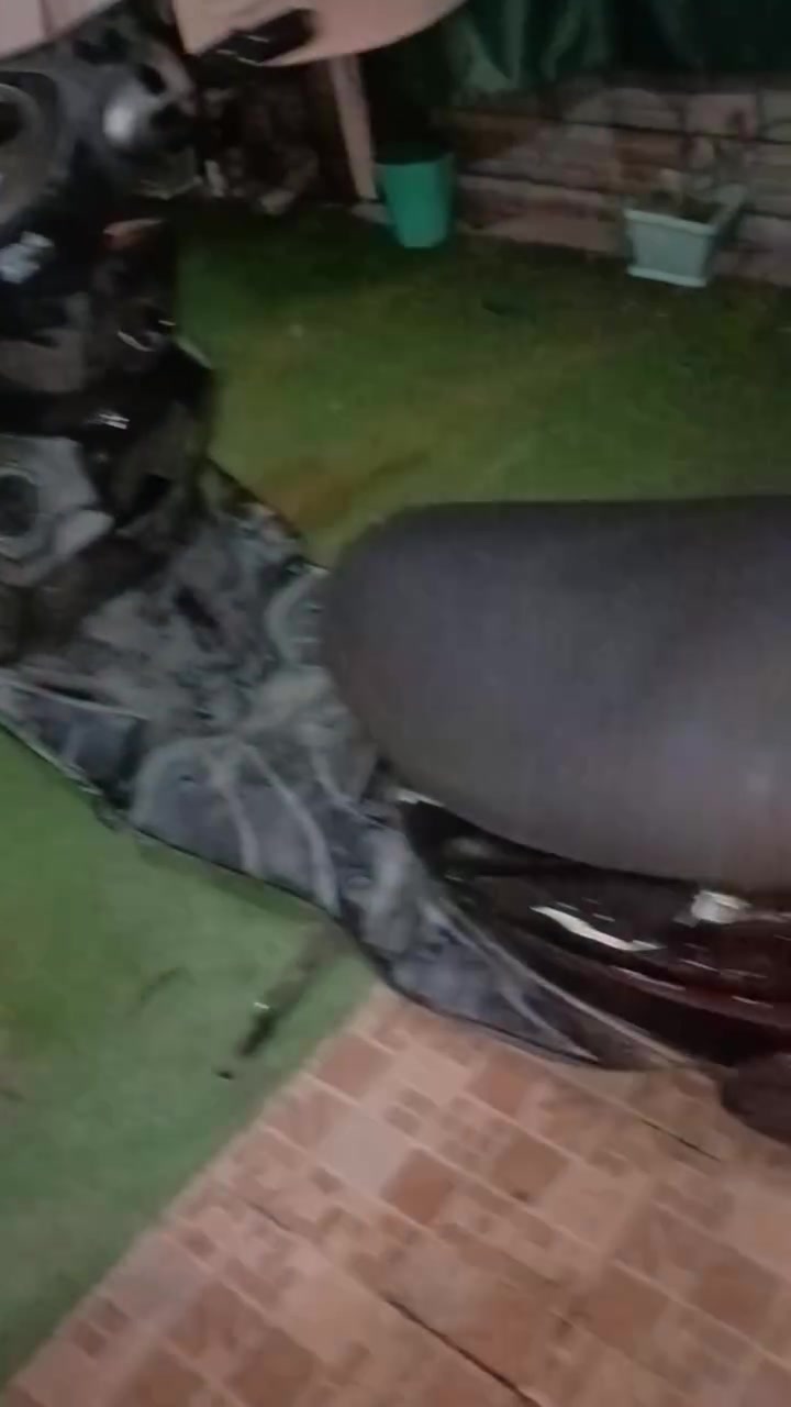 نقص ترايش +حاضن+واقيه صلصنه+ستان تعليك 
باقي كله بلادي نكر سلف مكينه لا نضوح لا تبخير شلعه معدل بريكات  العنوان الكاضميه الطي متواجد وتساب *********** سعر350
