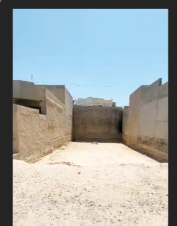 🏜#قطعة ارض سكنيه للبيع 
🌐 #وسط وسنتر مدينة سامراء  مناس جدآ للبناء والسكن 
🌏#مساحه الارض 200متر
🛣#تطل على شارع 15 متر
⚖#توزيع موظفين اصولي ١٠٠% تشتري مباشر من صاحب التخصيص #تشتري ومطمأن قلب وتاخذ وكاله بالتحويل 
 📌موقع الارض سامراء حي المربعه من جهة حي الخضراء المربعة الذهبي 
من يرغب بالشراء ومعرفة السعر يمكنكم الاتصال على هذا الرقم او المراسله على الوتساب او ماسنجر الصفحه 
***********#
@إشارة
