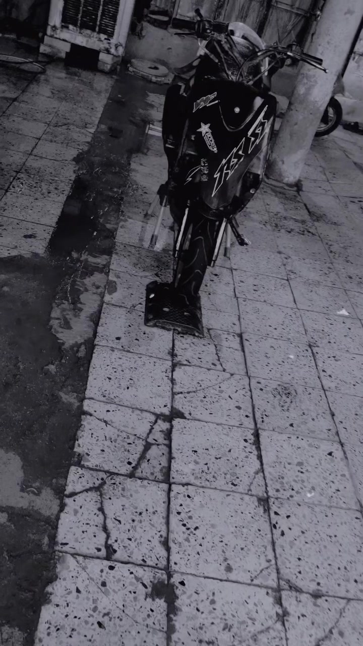 سلام عليكم ماكس مال لعب دراجه المكينه منزلها من الحاويه بيدي تعميري كلجات WF ودراجه شوفت عينك اتخبل 350 ما عده الدمام البارحه شاده ابيعه وحده المكان بغداد الامين الثانيه واتساب وخاص موجود ***********
