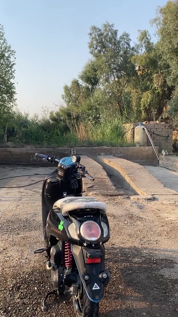 سلام عليكم
دراجه هونده سكوبي للبيع 
بيع مستعجل 
دراجه كامله وبيها كمرك واوراق 
تترقم 
دراجه حلوه ونضيفه 
السعر ٧٥٠ وبيها مجال 
***********

