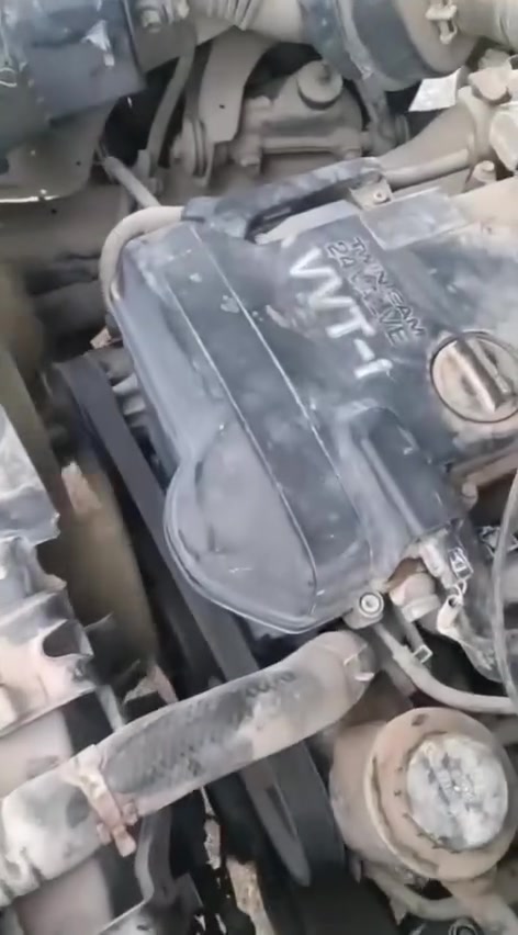 سلام عليكم  تحويره كامله مال 2ونص  مكينه ناعمه وكير يخبل سعرها مليون كربلاء *********** عدي وياله وتايرات  وكشنات  وحداديه هم للبيع  تفتح بيدك وتاخذه

