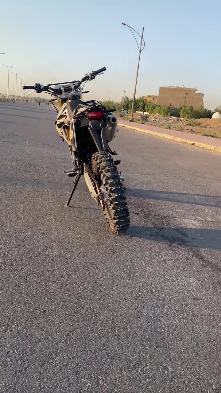 العادة النشر بسبب الوعود الكاذبه  
سلام وعليكم حبايبي سي ار اكس موديل 2025 300cc تاكل الكاع شلعه معدل بيها نقص فقط العداد السرعه و الوشم شويه تعبان الي هيه الزكات  اكفلك مكينه و كير و عشاير و قانون تاخذها من باب بيتنه السعر  مال بيع ماريد انشر سعر عالي و تخابرني نضل ثنينه نبجي و انت ما عندك واني محتاج فه مال بيع ب 
1350 سعر جوه السوك الله شاهد بس اريد اترك القفاز فه هيج سعر ابيعها العنوان بغداد شعب حي البساتين *********** موجود عله مدار 24 ساعه
