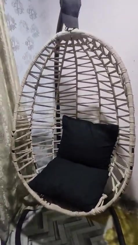 هذا المرجوحه ماابيه اي ضررر جديده كرسي ممستخدم قليل كلش سعرهم 125 مستعجله بييع اريد انتقل ***********
