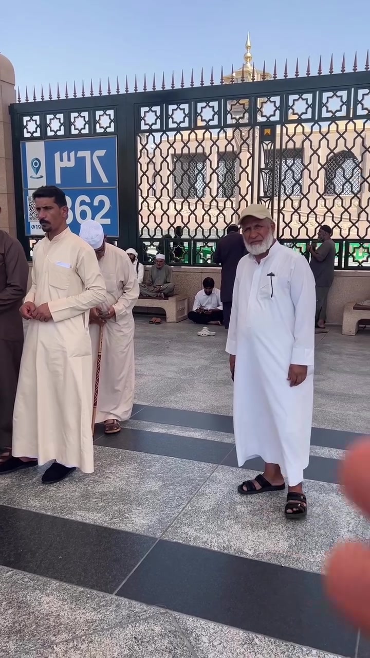 ‏#دخول_الروضة لمعتمرين مكتب الهدى شركة ديم البوادي  برنامج الطيران من مطار كركوك الدولي بسعر 350$
قال ﷺ :  "ما بين بيتي ومنبري روضة من رياض الجنة "
قال النبيﷺ: " إنها طَيبةُ تنفِي الذنوبَ كما تنفِي النارُ خبث الفضة". 
‏
‏اترك عنك مشاغل الحياة ومتاعبها قليلاً
‏ وتوجه نحو طمأنينة القلب،
‏وراحة البال،وانشراح الصدر؛
‏إلى هنا تُشد الرحال وأبشر بسكينة
‏وسعادة لن تجد مثلها في الدنيا
‏لروحك عليك حق ولن تأنس روحك
‏ بمثل المدينة النبوية.
دخول معتمرين ومعتمرات مكتب الهدى للحج والعمرة الى الروضه الشريفه لله الحمد والمنه ومستمرين باستلام جوازات الراغبين السفر معنا الى ارض الحرمين الشريفين  يوم 10/2 طيران من مطار كركوك الدولي بسعر 350$مكتب الهدى للحج والعمرة مراسلة الصفحة أو الأتصال على الأرقام المذكورة اسفل المنشورلللااستفسار عن البرنامج الاتصال بالرقم ***********واتساب ايمو  
***********واتساب اتصال لبيب العبيدي 
*********** ظافر العبيدي
***********ظافر العبيدي 
مكتب الهدى للحج والعمرة 
أو الاتصال عبر الماسنجر وارسال الرسائل عبر الخاص
 لبيب العبيدي
