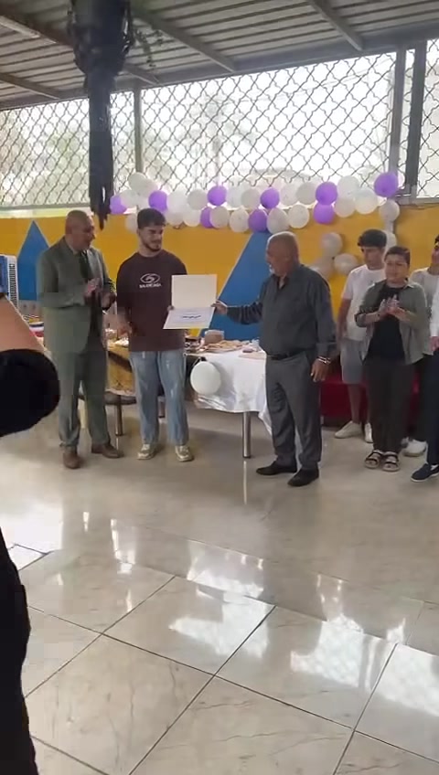 ثانوية الشذى الاهلية للبنين....
كادر متميز....
قاعات مكيفة....
مكتبة...
ساحات ترفيهية.....
//////////////////////////////////////
نظام الدفعات بالتقسيط....
إدارة متميزة ....
سارعوا بالتسجيل....
للاستفسار /***********
بغداد/ نفق الشرطة شارع مستشفى الفرح الاهلي 
مقابل الكنيسة.
معنا لقطات من حفل تخرج الطلاب وطلاب الإعفاء من العام السابق.
