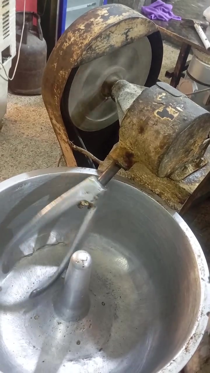 عجانه ام جيس عراقيه للبيع الماطور 3 قوايش للستفسار ***********

