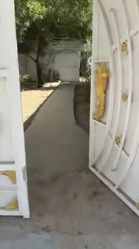 السلام عليكم مشتمل 50متر او بي تجير 130متر يعني 180معه تجير 3غرف نوم زاد صحيات وسقبال حي اور صباح لخياط شارع عريظ ***********
